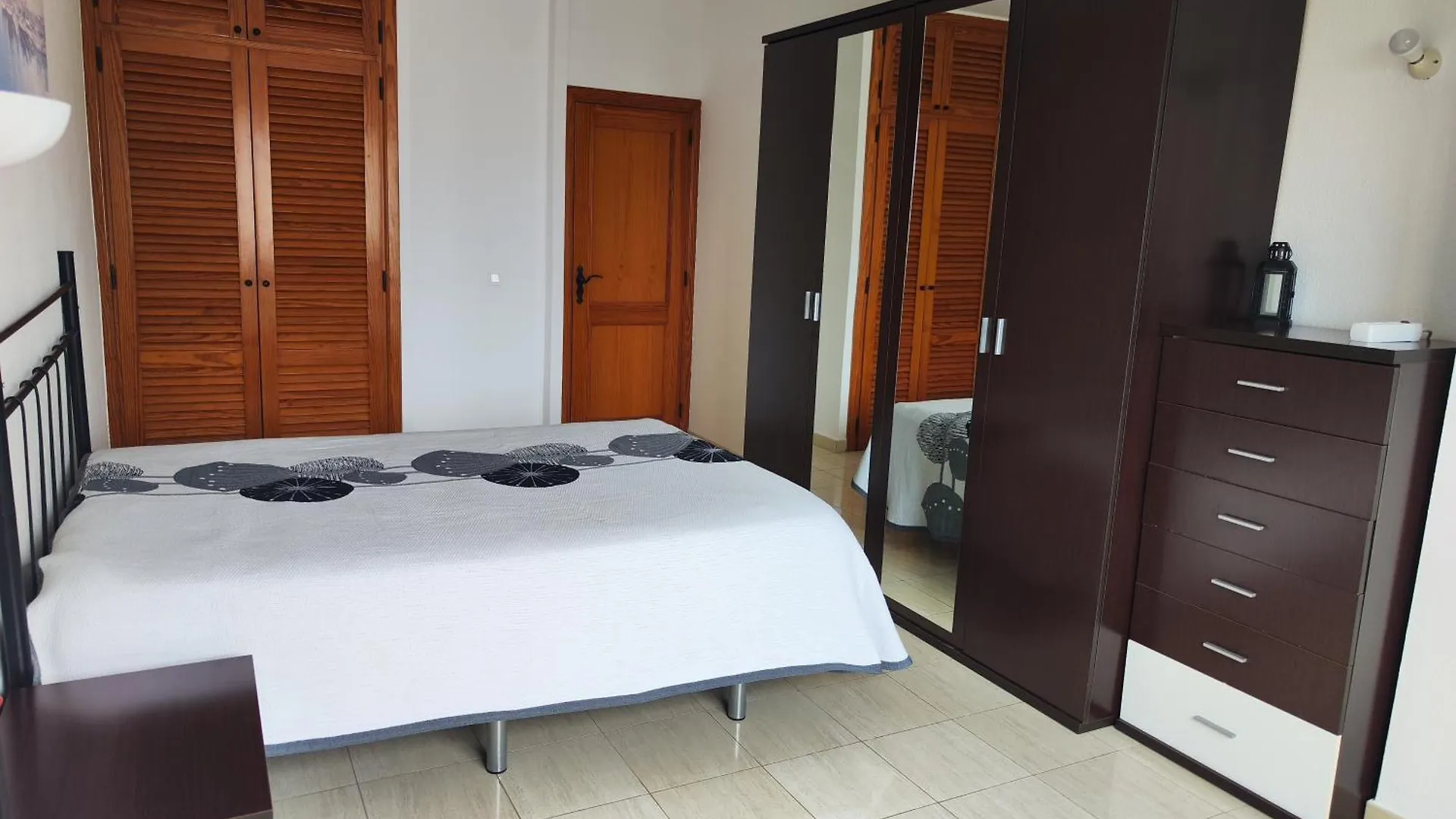 Olga Paraiso Club Apartment Playa Paraiso  Spain